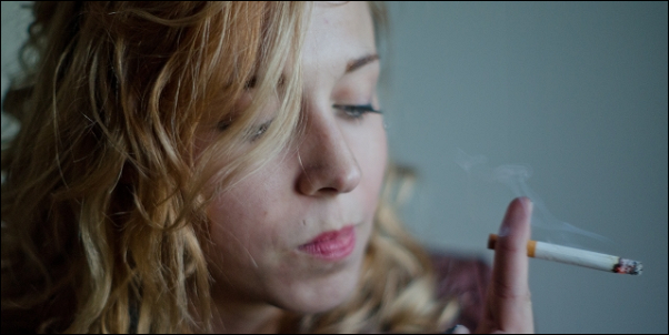 タバコはほうれい線の元