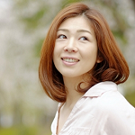 女性の魅力は表情や気遣い