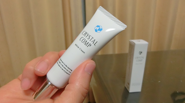 クリスタルコンプの大きさ