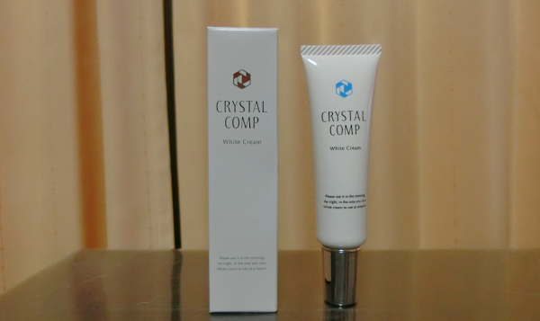 ほうれい線やシミにクリスタルコンプ
