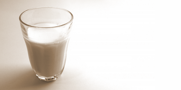 アーモンドミルクの飲み方