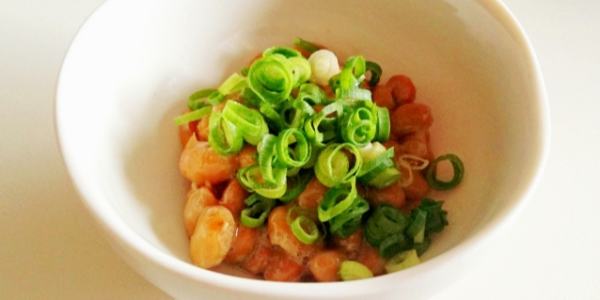 納豆と長ネギがほうれい線に効く