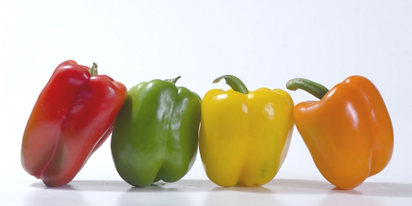 パプリカは何色を食べる?